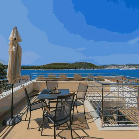 Blizu Mora Rogoznica (Sibenik-Knin)